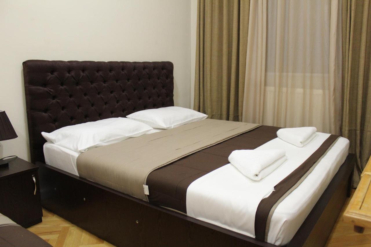 Brok'S Hotel Tbilisi Zewnętrze zdjęcie