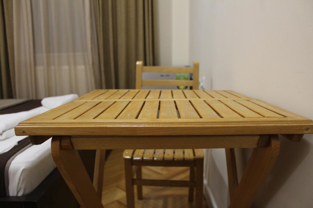 Brok'S Hotel Tbilisi Zewnętrze zdjęcie